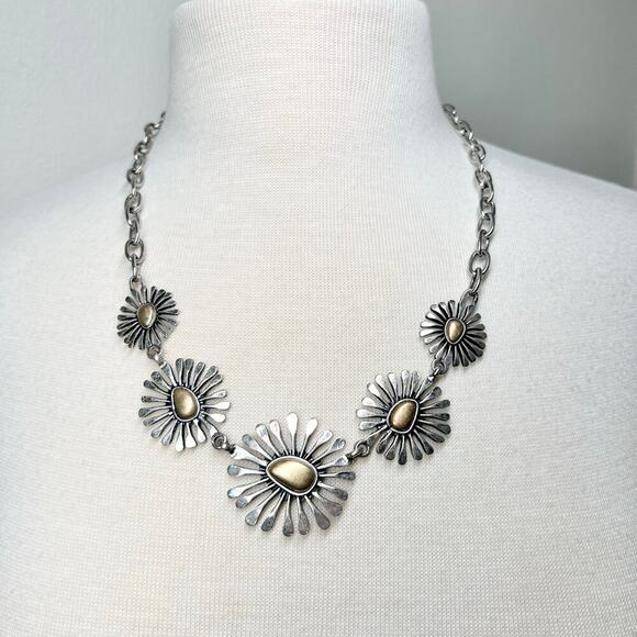 Fashion Necklace‎ Women's Silver Tone Chain - Picture 1 of 5